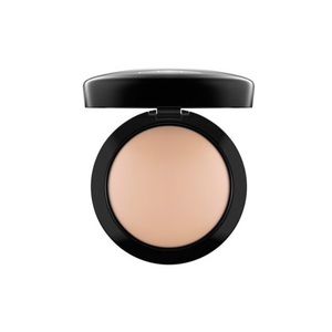 MAC Mineralize Skinfinish Natural Powder